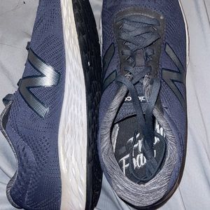 Women’s new balance fresh foam tennis shoes.